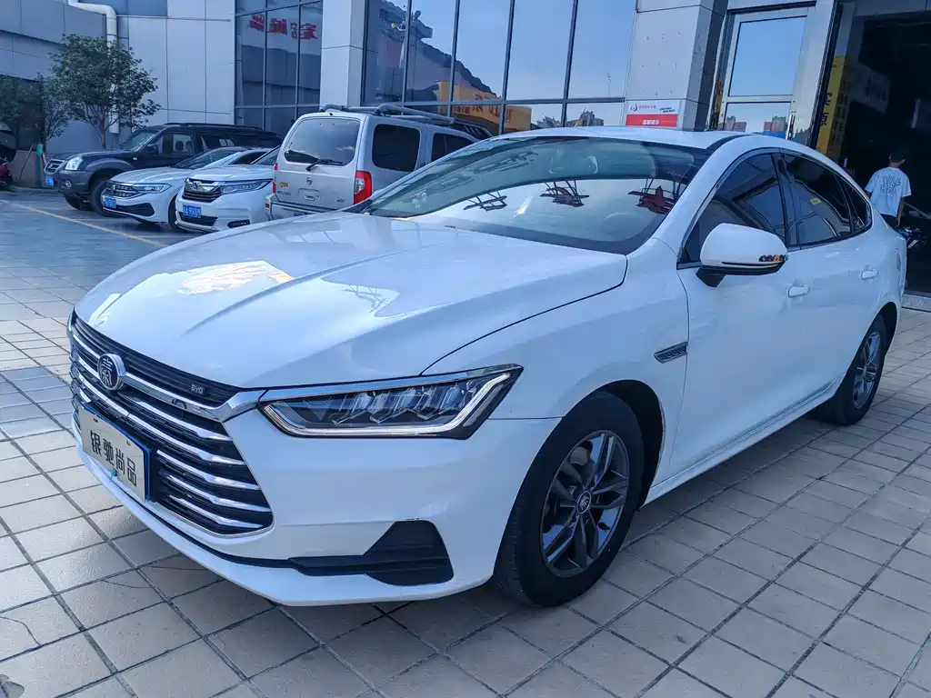 2019 BYD Qin - zdjęcie 1 z 13