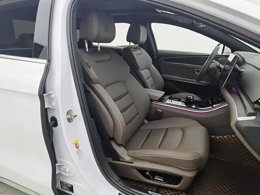 BYD Han — миниатюра 10