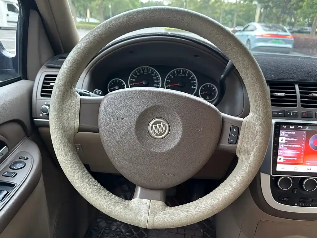 Buick GL8 — миниатюра 16