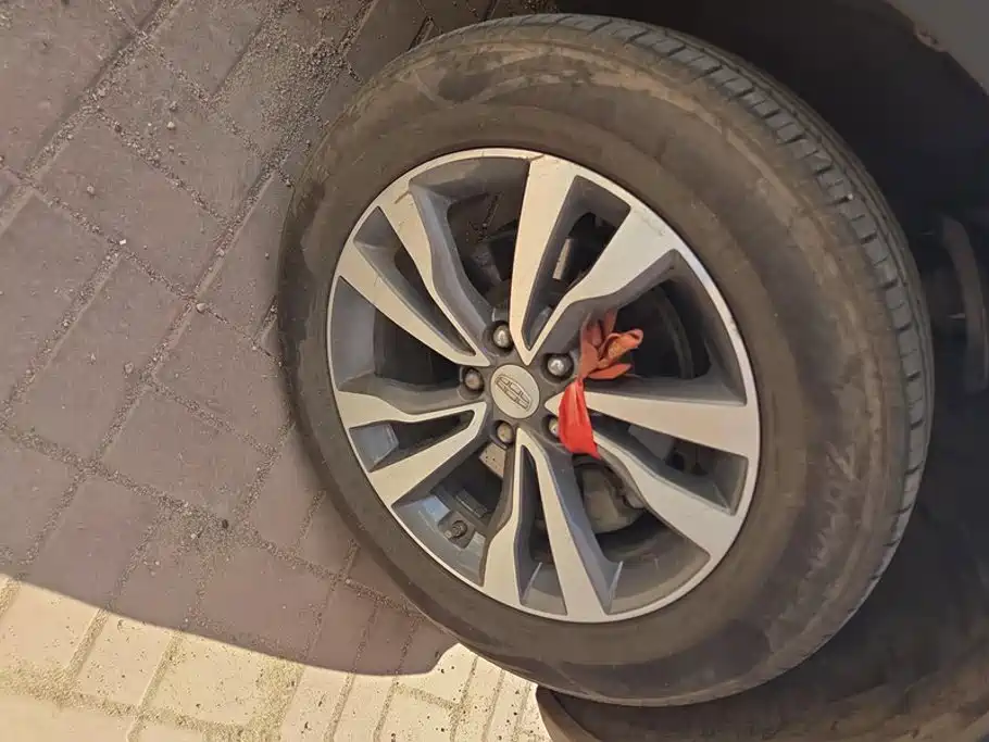 Geely Boyue — миниатюра 6