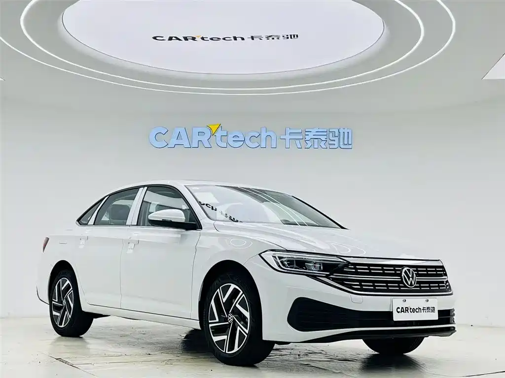 Volkswagen Sagitar 2026 3000 300TSI DSG