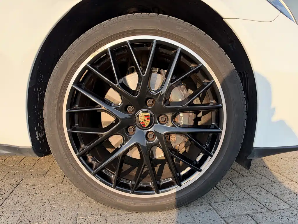 Porsche Panamera — миниатюра 14