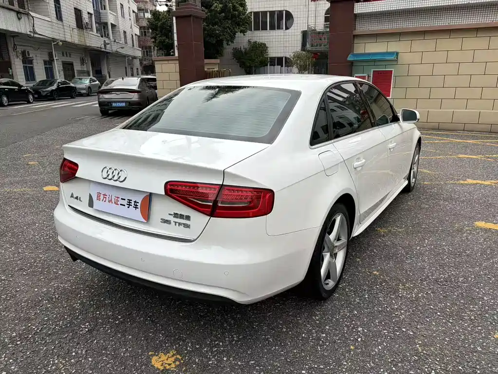 Audi A4L — миниатюра 5