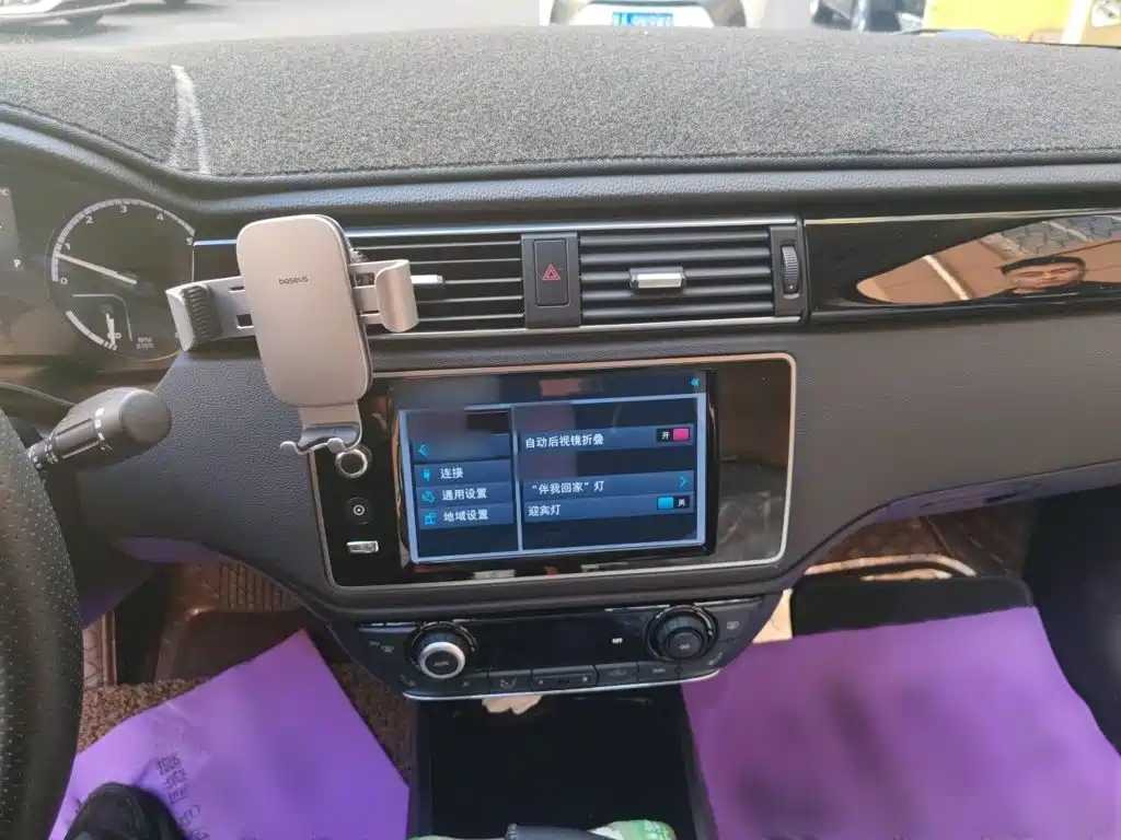 Qoros Qoros 3 — миниатюра 6