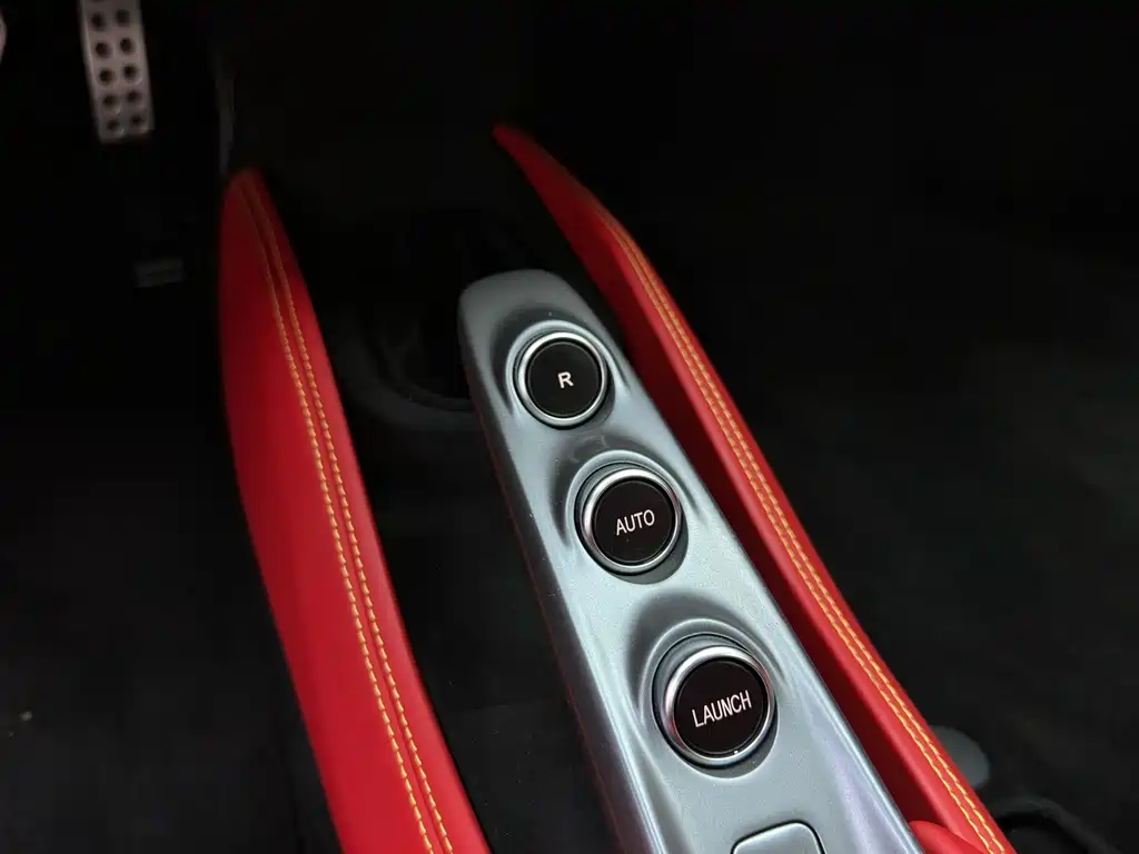 Ferrari F8 — миниатюра 16