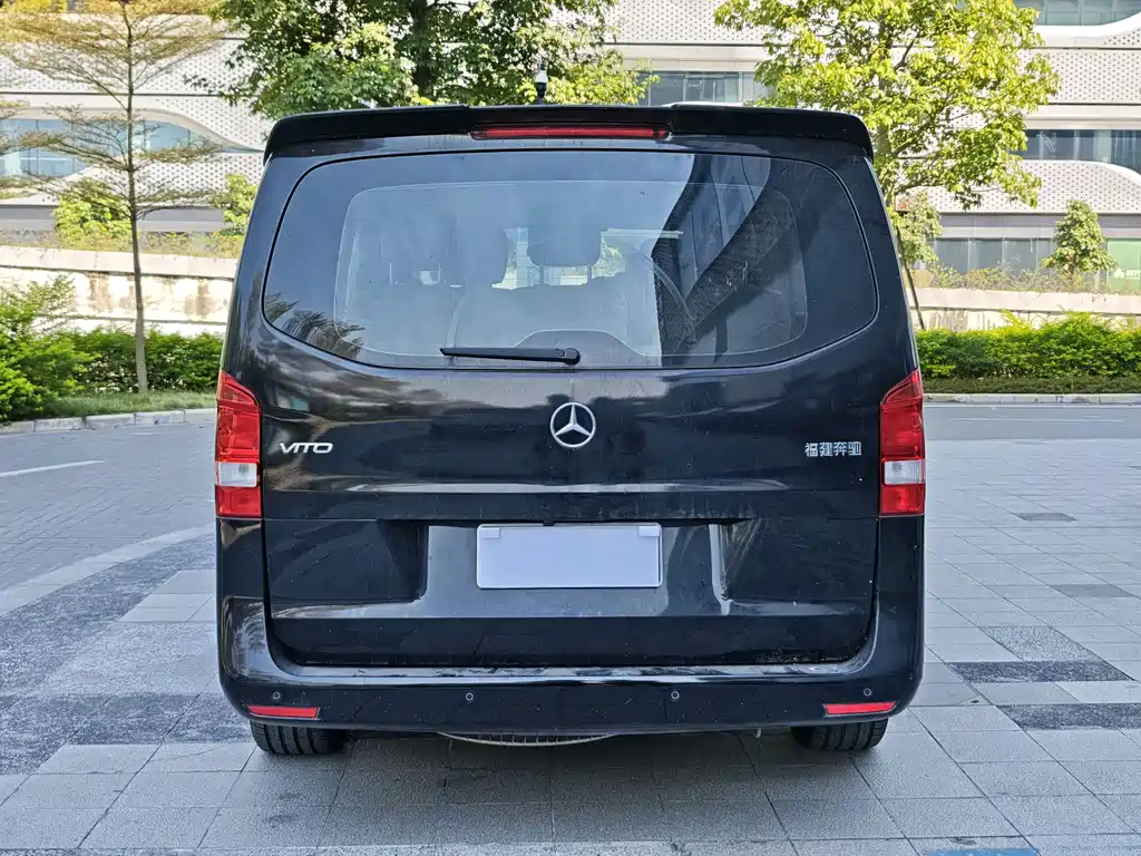 Mercedes-Benz Vito — миниатюра 3