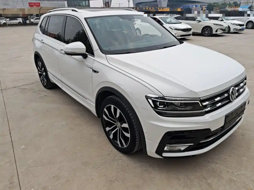 Volkswagen Tiguan L — миниатюра 4