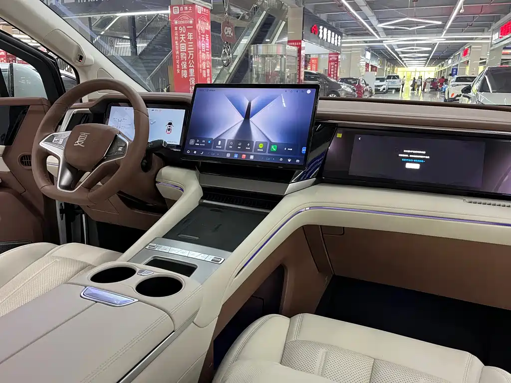 BYD Xia — миниатюра 12
