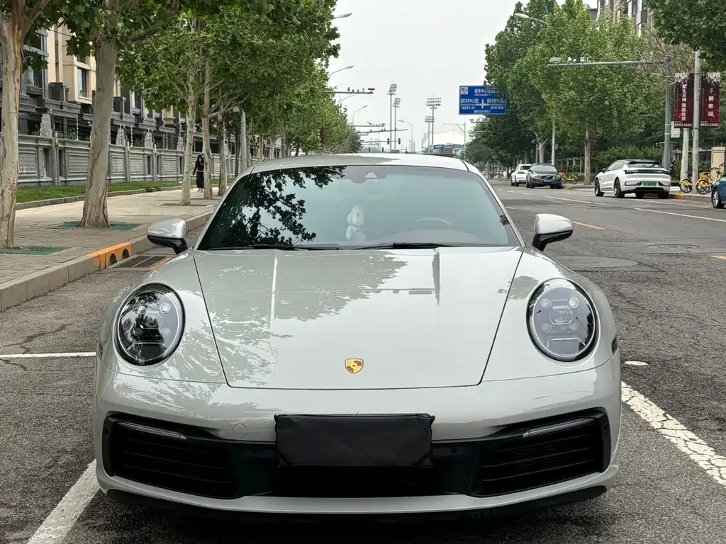 Porsche 911 2020 Carrera 3.0T