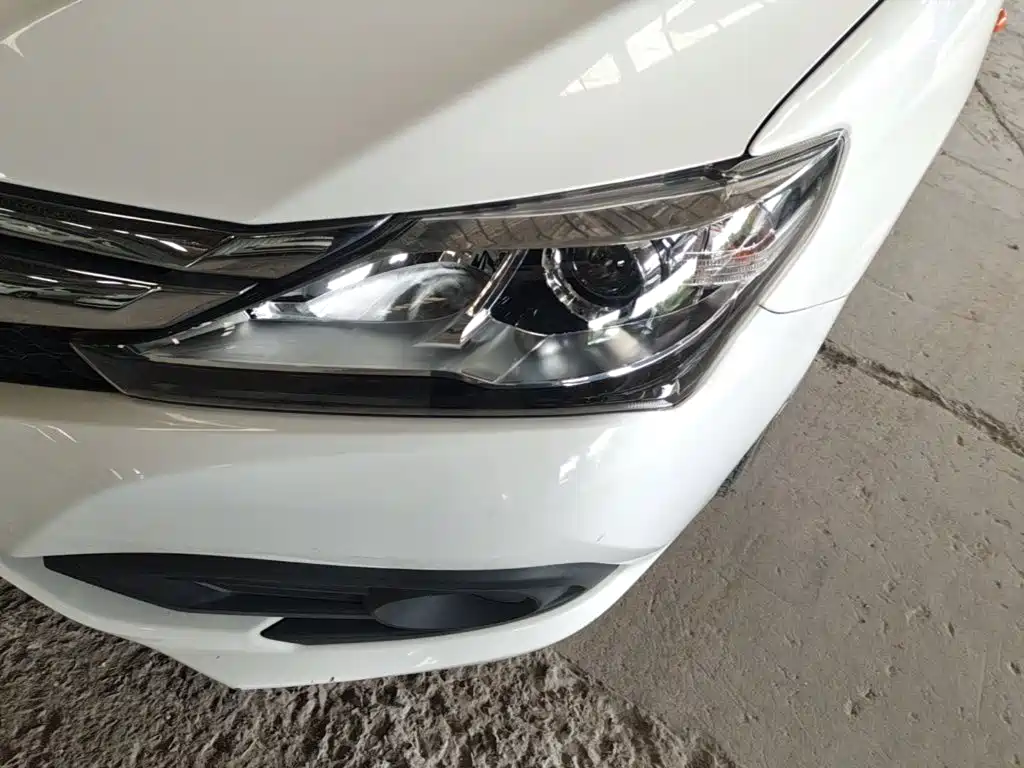 BYD F3 — миниатюра 24