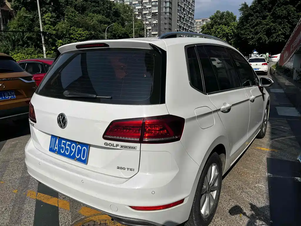 Volkswagen Golf Sportsvan — миниатюра 4