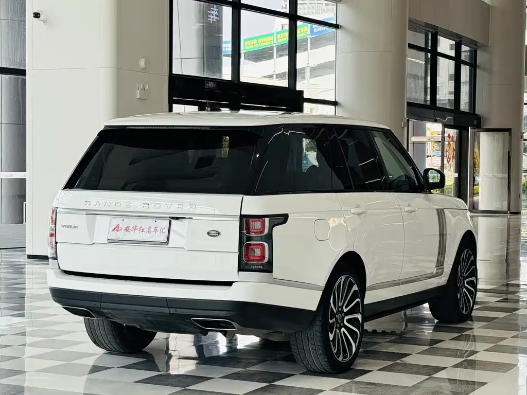 Land Rover Range Rover 2018 3.0T