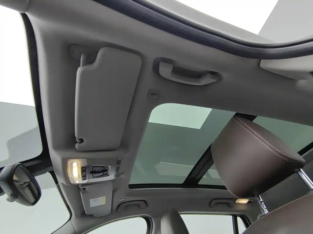 BMW X1 — миниатюра 14