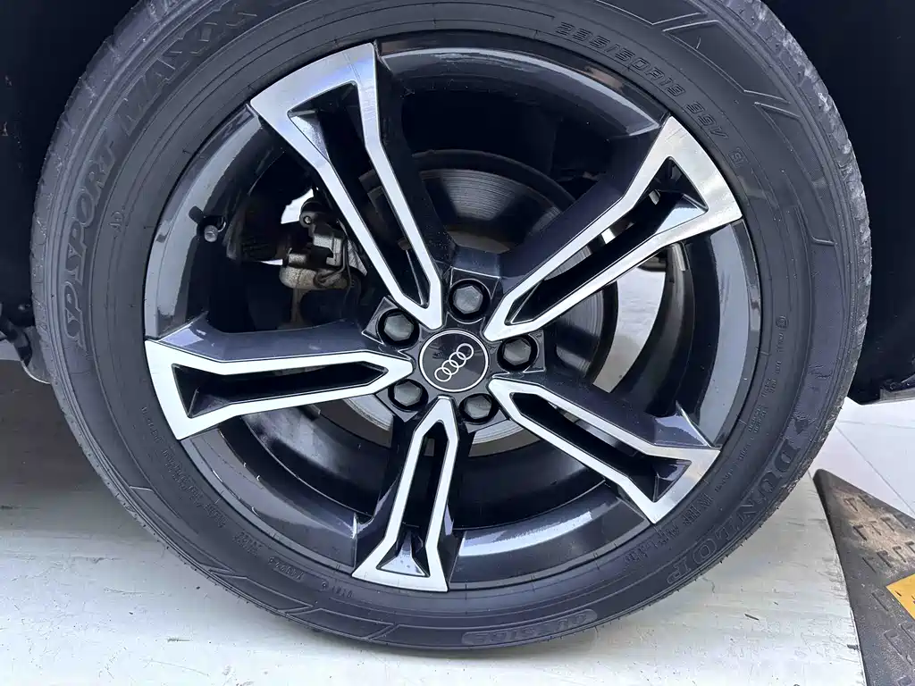 Audi Q3 — миниатюра 9