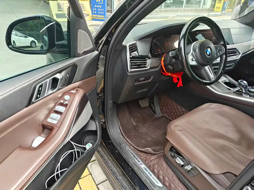 BMW X5 2023 xDrive 40Li M Sport