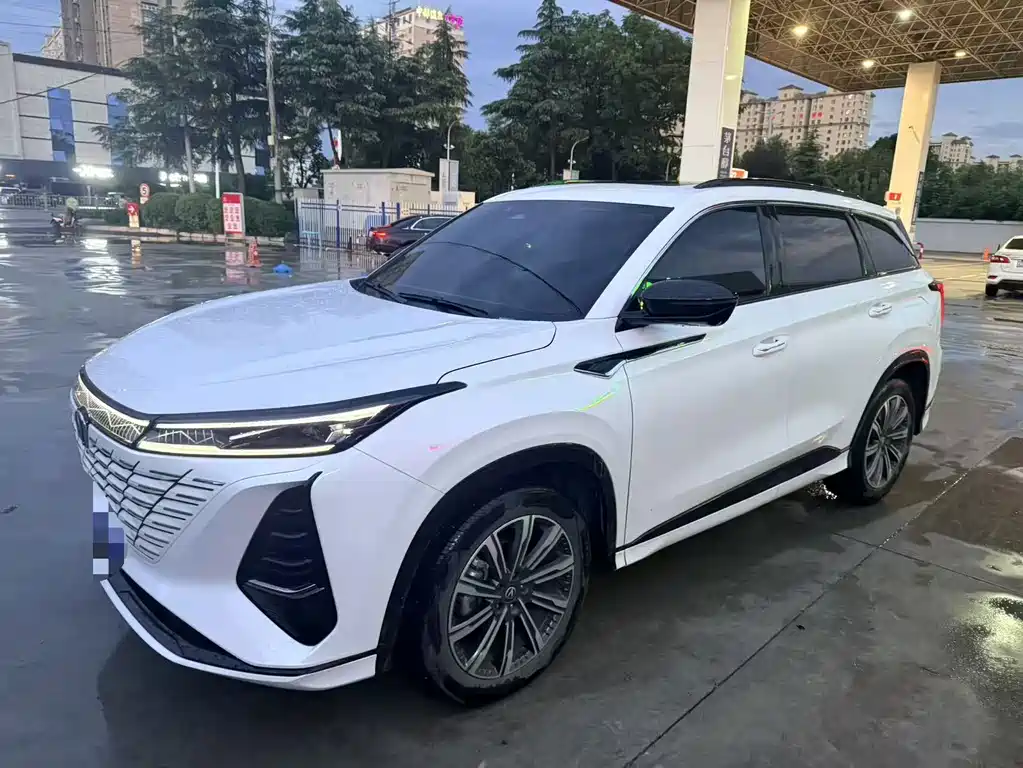 Changan CS75 PLUS 3rd Gen Champion Edition 1.5T Dynamic Cruise Type, фото 2
