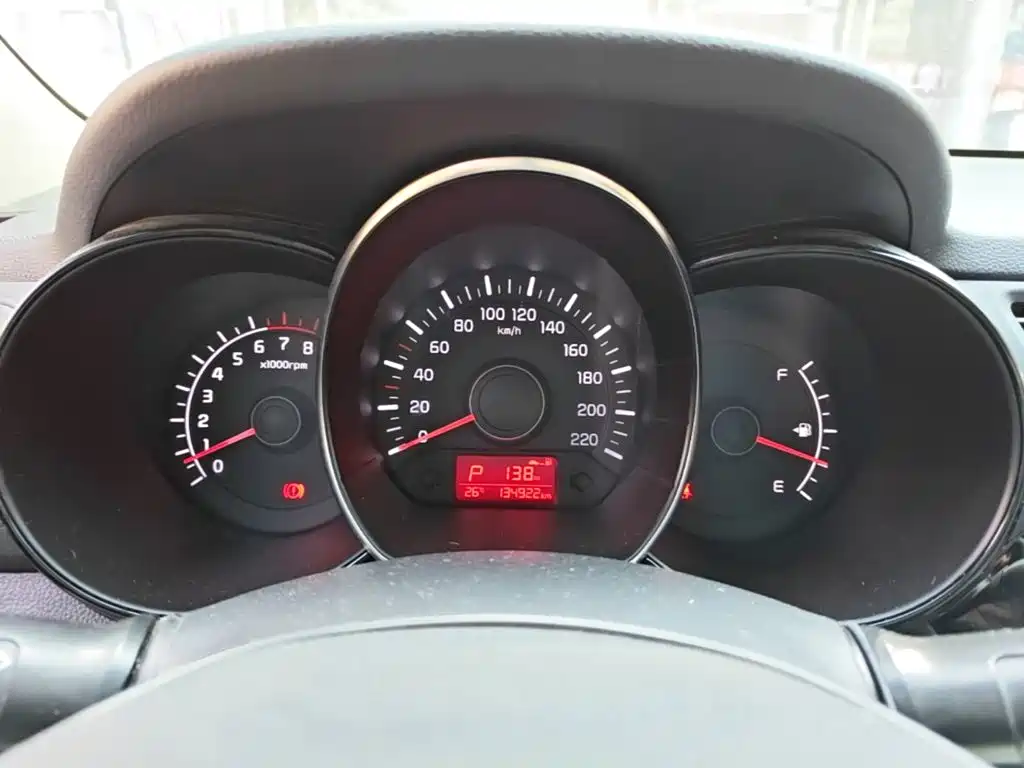 Kia K2 — миниатюра 12