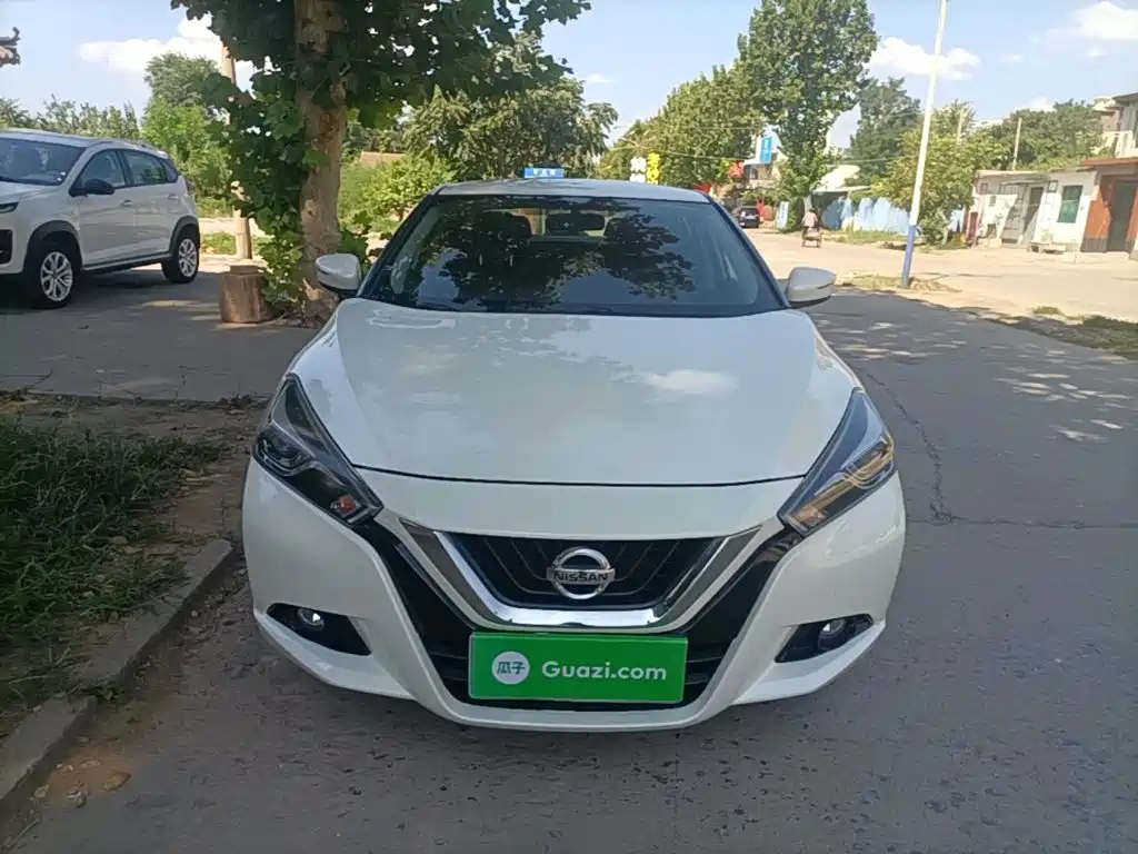 Nissan Bluebird — миниатюра 3