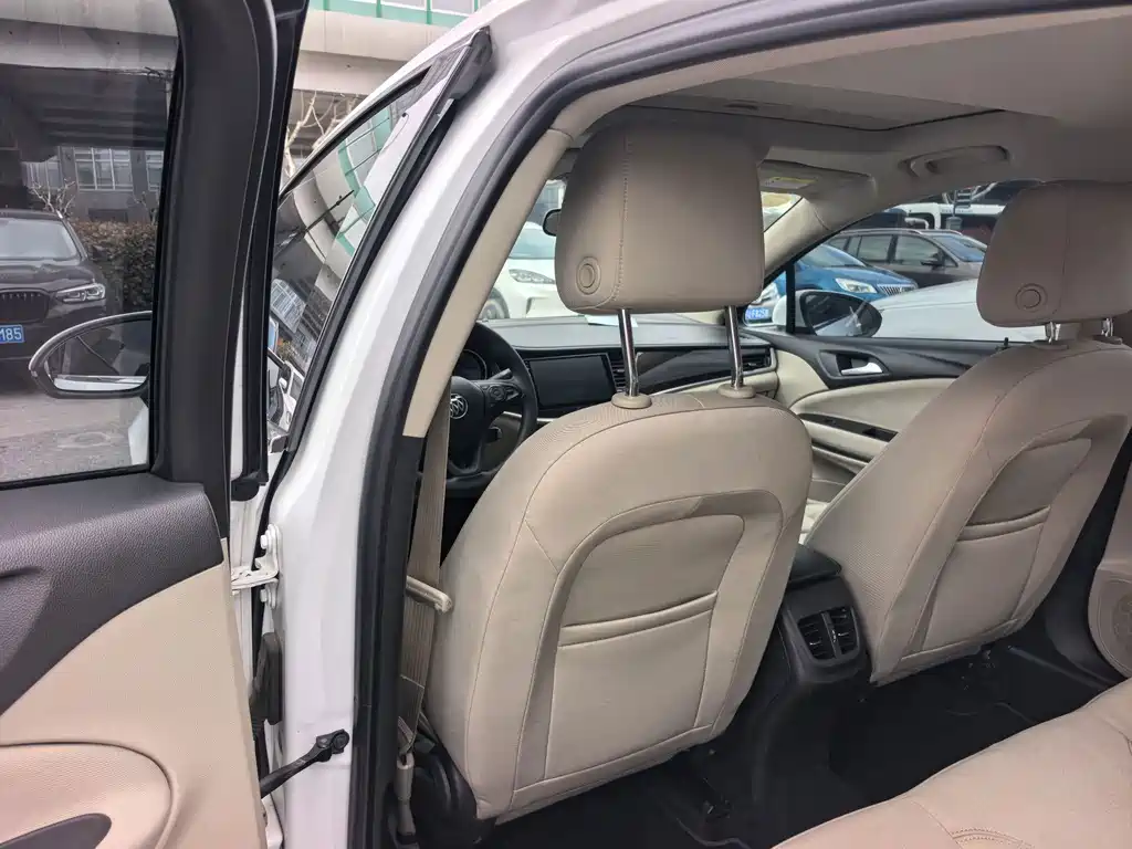 Buick Verano — миниатюра 13