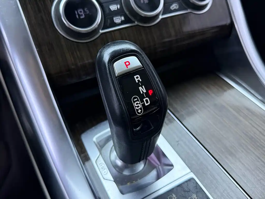 Land Rover Sport — миниатюра 11