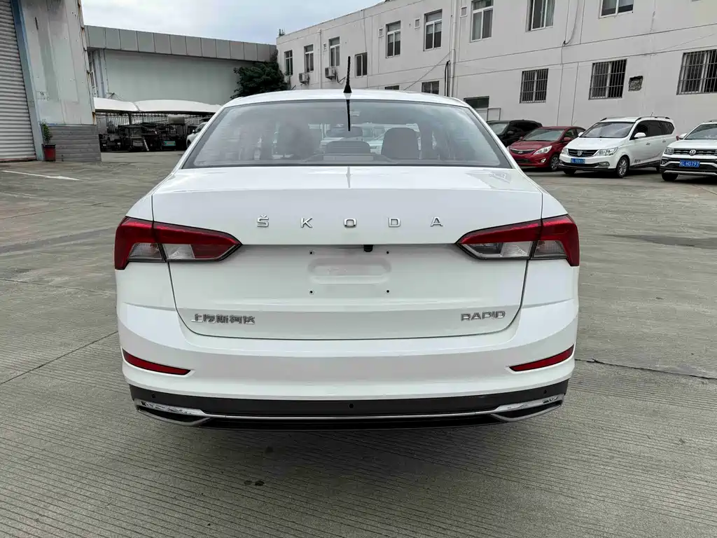 Skoda Rapid 2020 1.5L AT Comfort