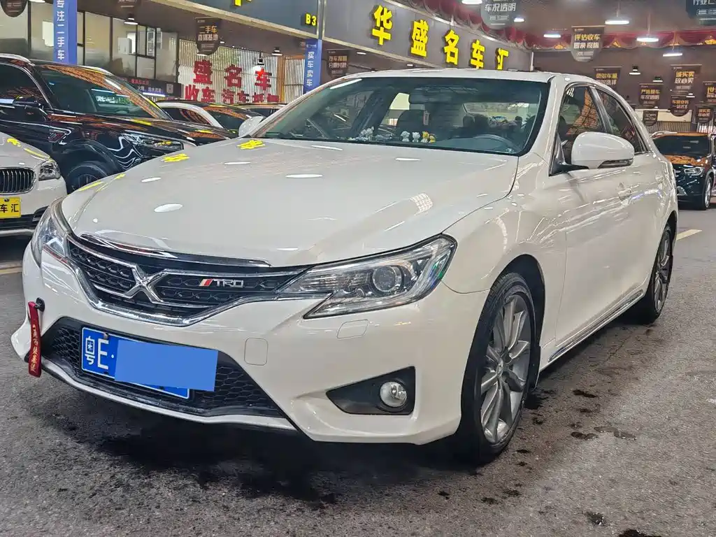 Toyota Reiz 2016
