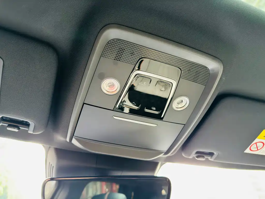 BYD PLUS New Energy — миниатюра 12
