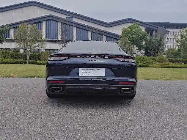 Porsche Panamera — миниатюра 5