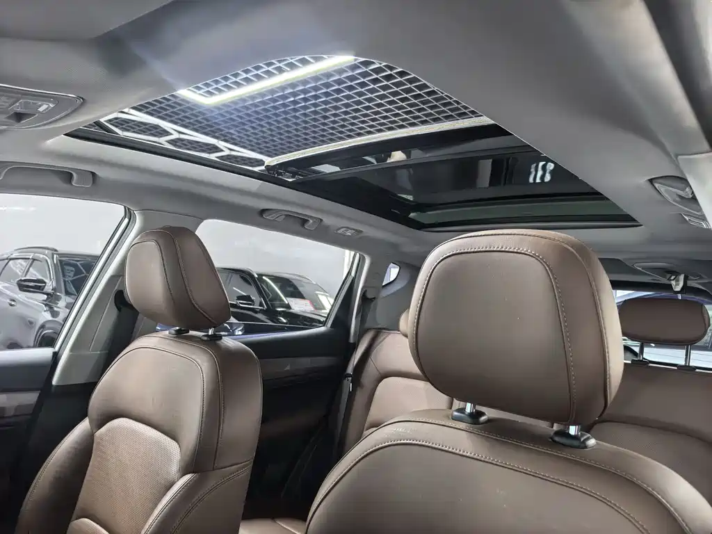 GEELY AUTOMOBILE VISION X6