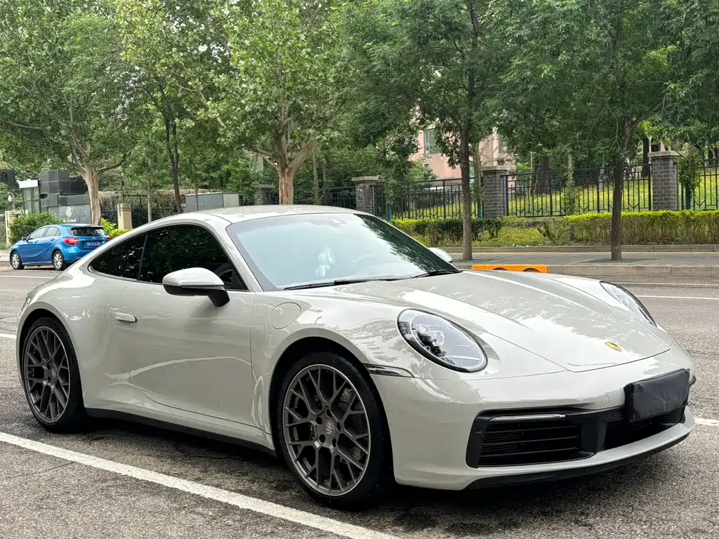 Porsche 911 2020 Carrera 3.0T