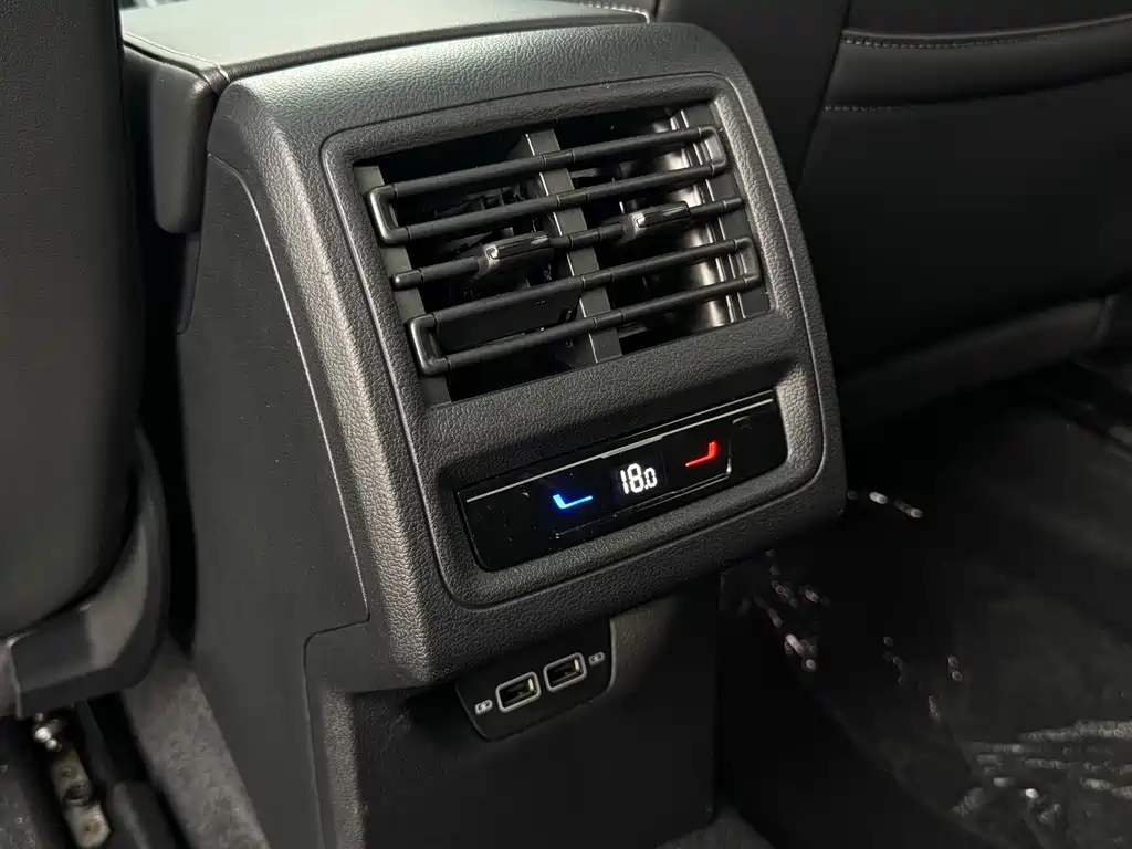 Volkswagen Golf 280TSI DSG R-Line, фото 30