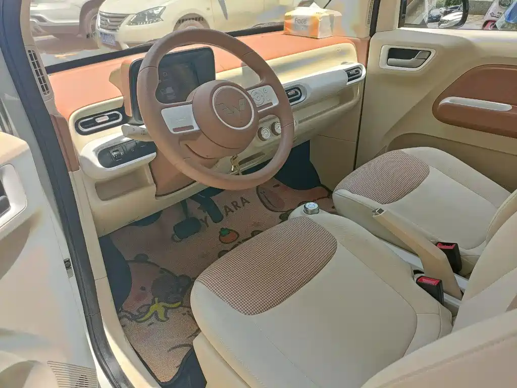 Wuling MINIEV — миниатюра 5