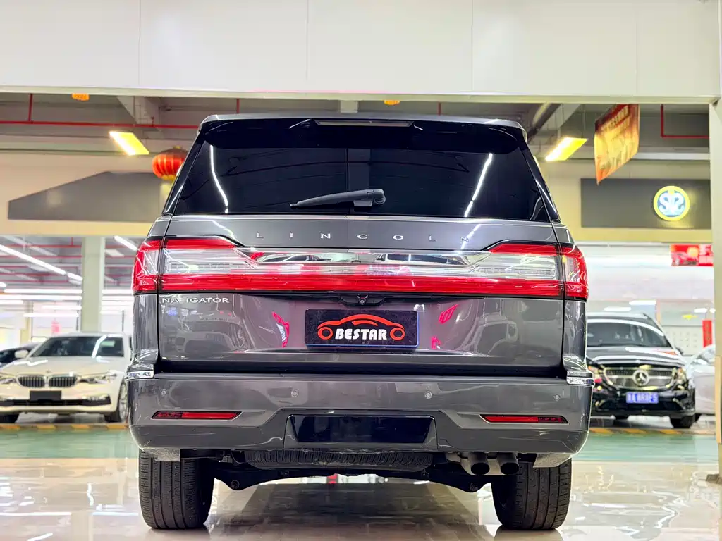 Lincoln Navigator 2018 3.5T V