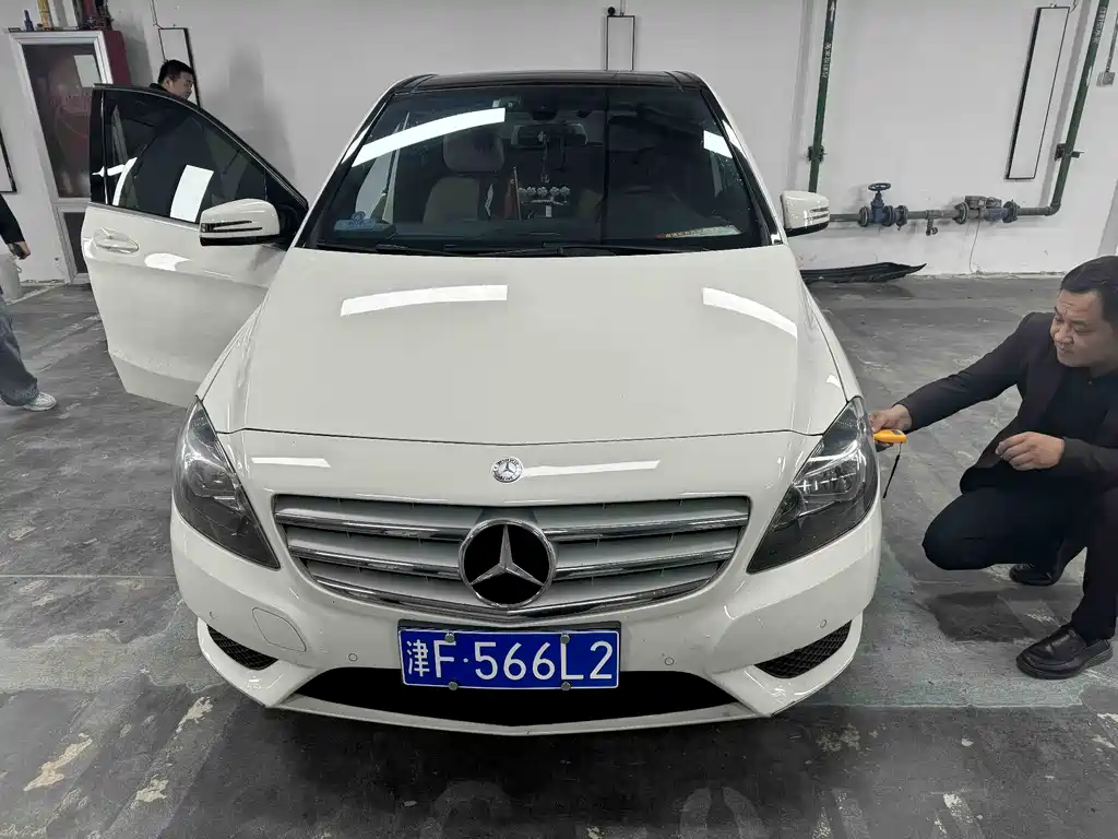 Mercedes-Benz B-Class 2013