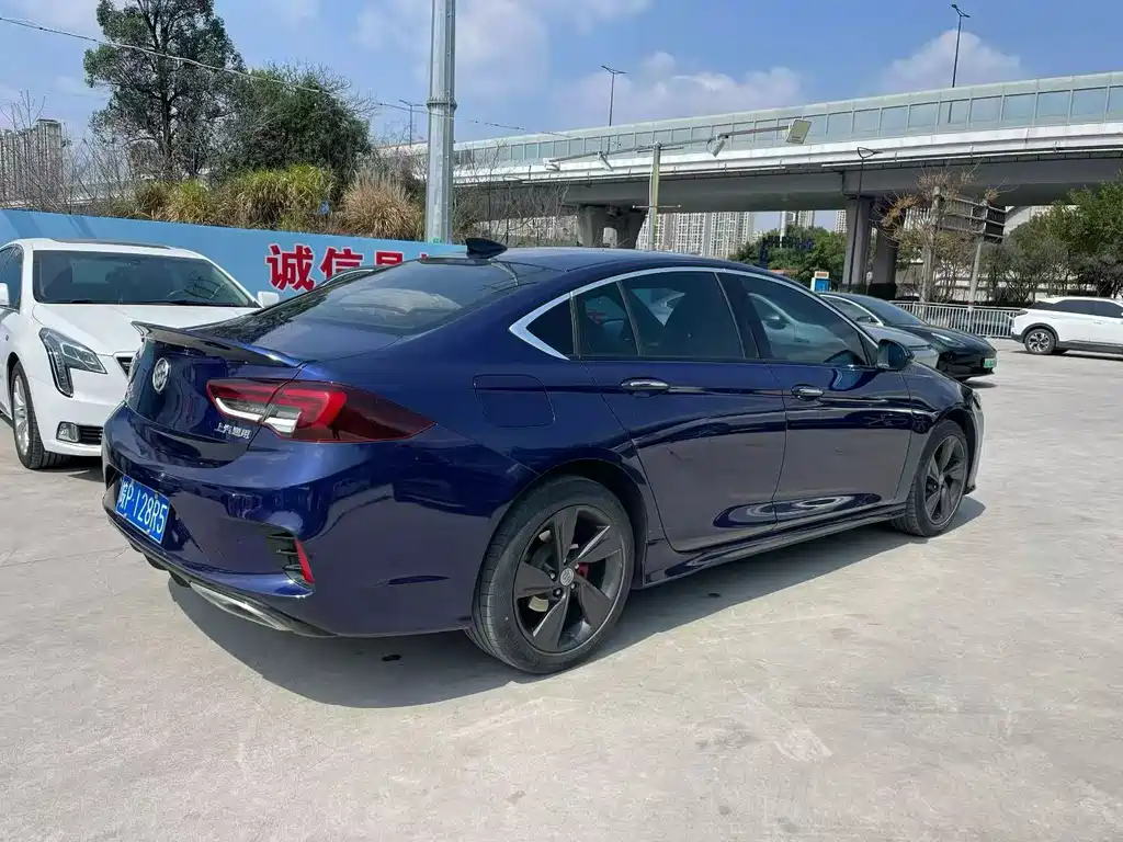Buick Regal — миниатюра 4