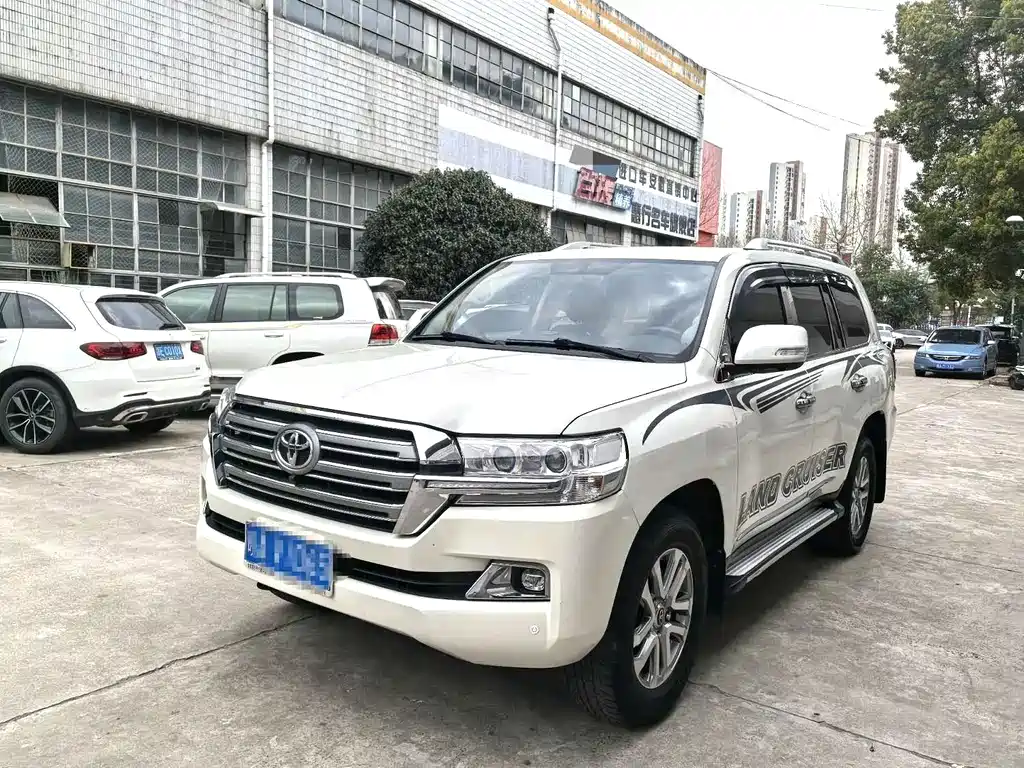 Toyota Land Cruiser 2018