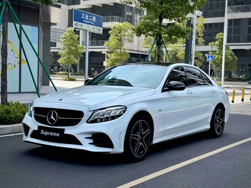 Mercedes-Benz C-Class 2021