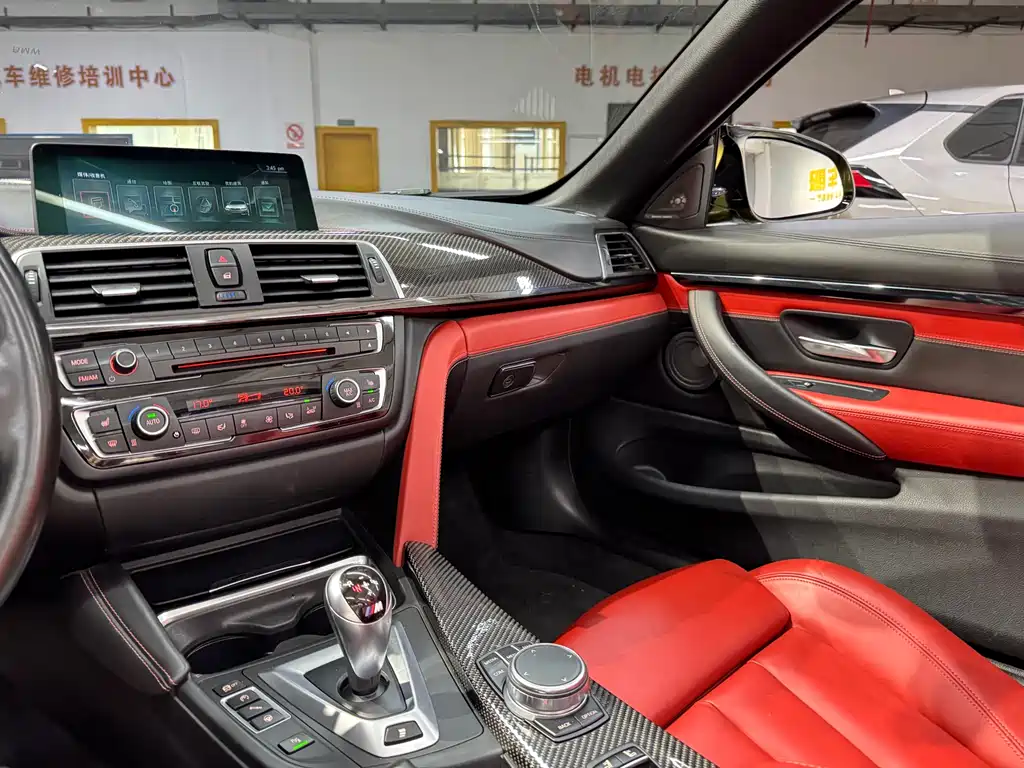 BMW M4 2017 M4