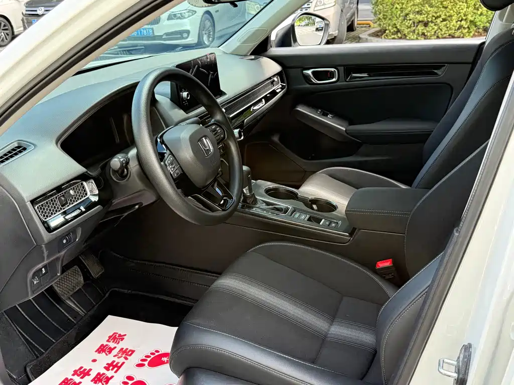 Honda Civic — миниатюра 8