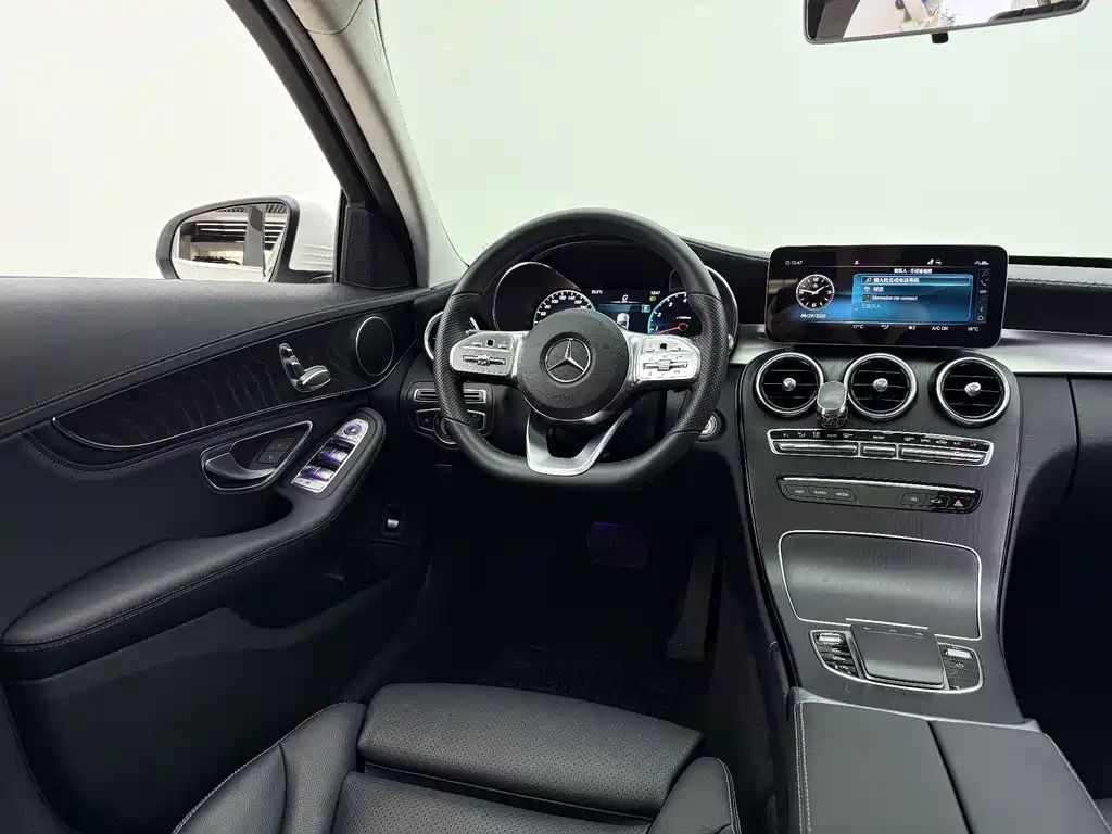 Mercedes-Benz C-Class — миниатюра 6