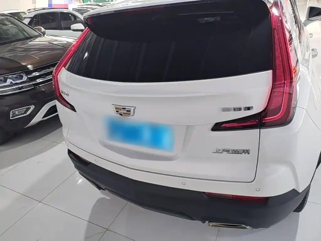 Cadillac XT4 — миниатюра 6
