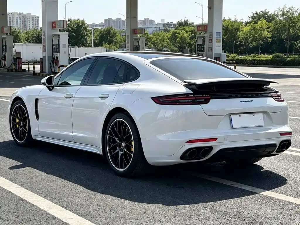 Porsche Panamera — миниатюра 6