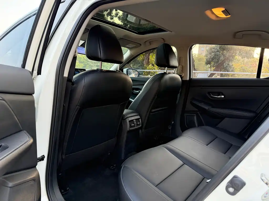 Nissan Sylphy — миниатюра 6