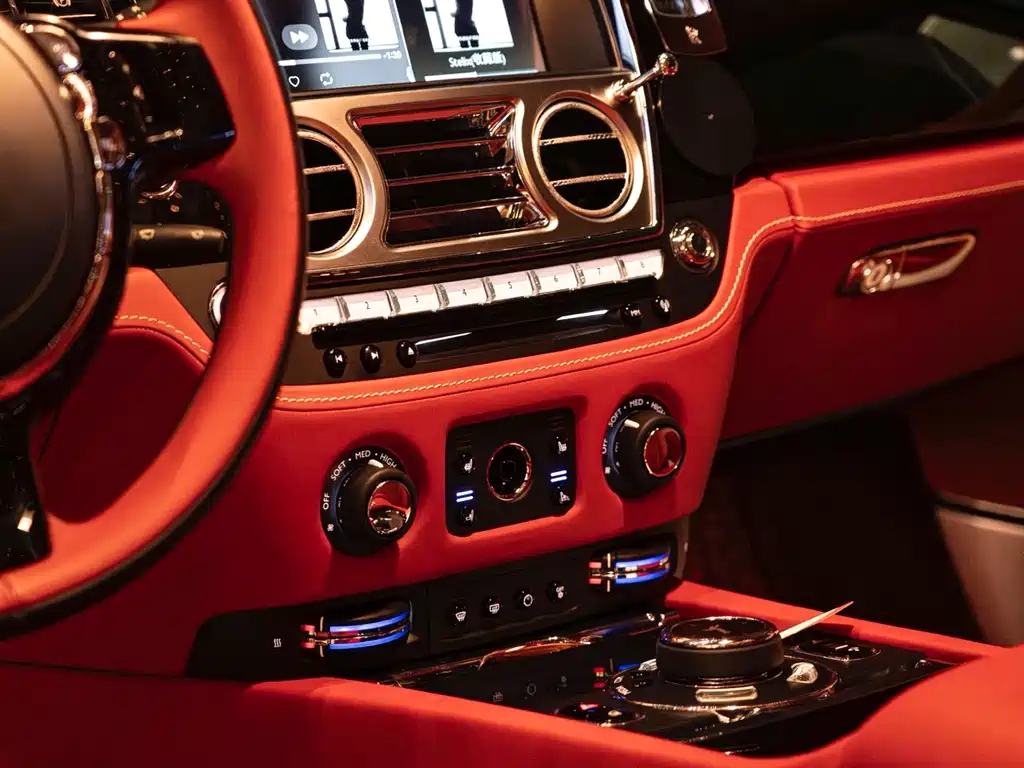 Rolls-Royce Wraith — миниатюра 13