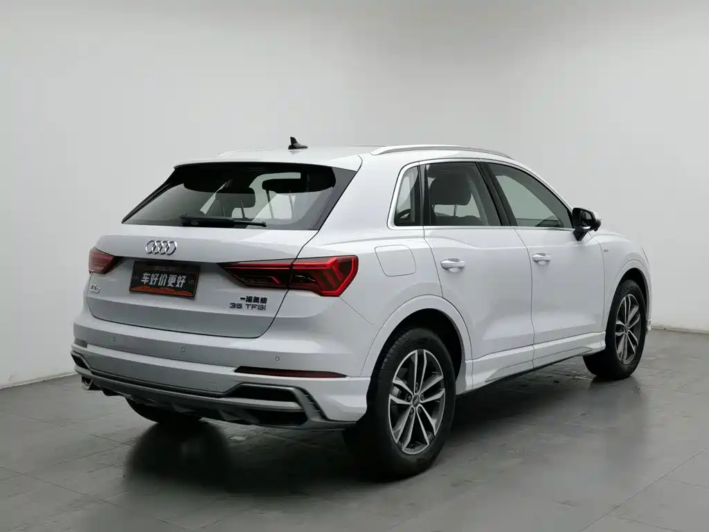 Audi Q3 — миниатюра 2