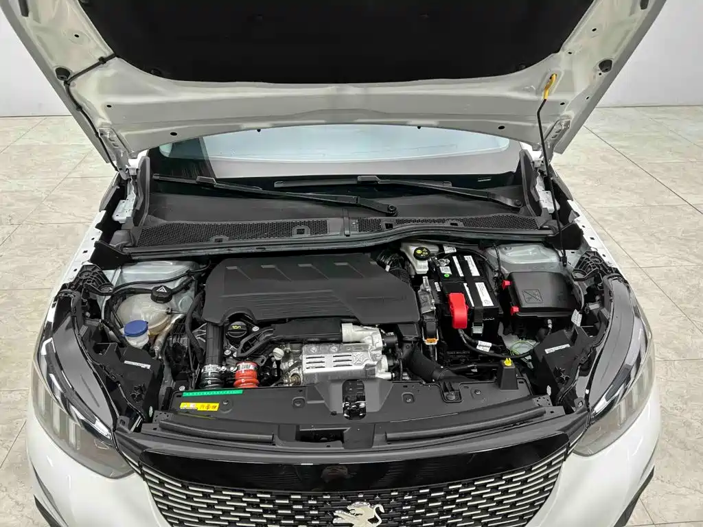 Peugeot 2008 — миниатюра 20