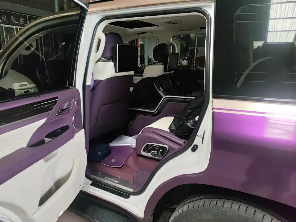Lexus LX — миниатюра 8