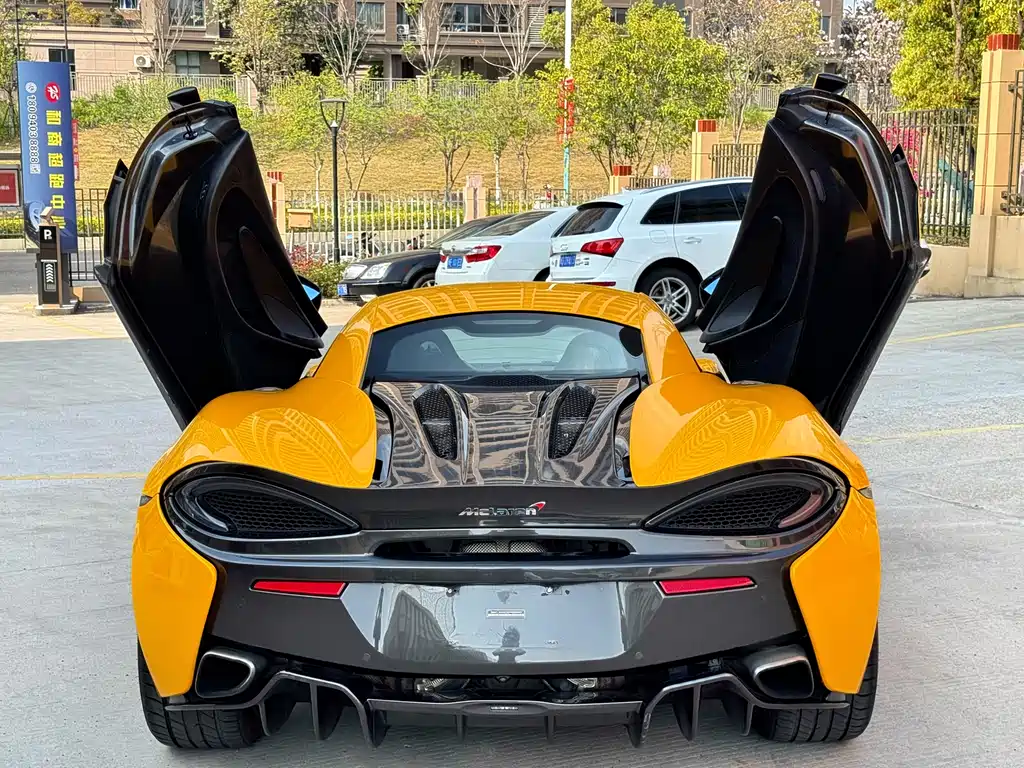 McLaren 570 2015 570S 3.8T Coupe