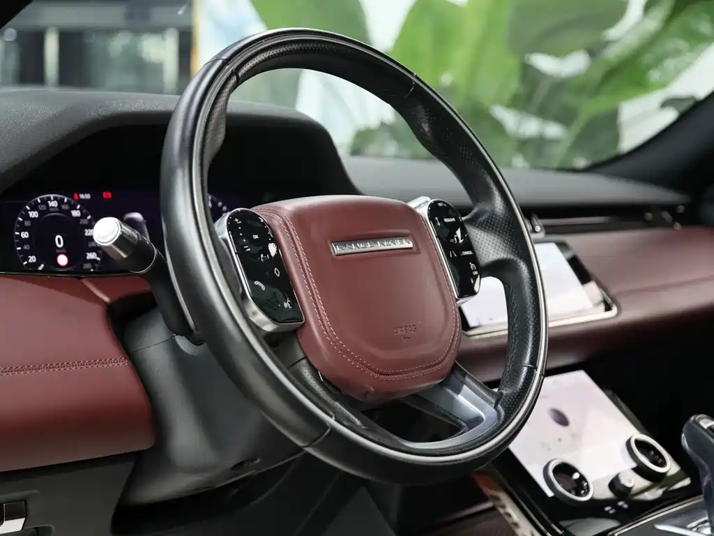 Land Rover Evoque — миниатюра 8