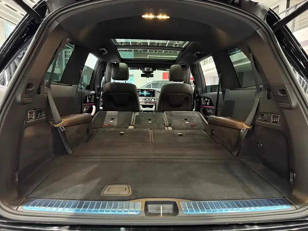 Mercedes-Benz GLS — миниатюра 20